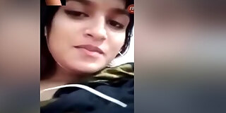 amateur,boobs,brunette,desi,exclusive,hd,indian,phone,sexy,solo,webcam,wet pussy