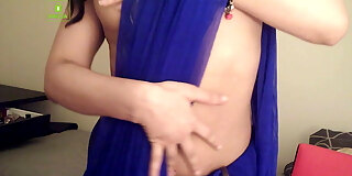 hd,homemade,indian,kissing,masturbating,milf,naked,saree,softcore,solo,upskirt,webcam,wife
