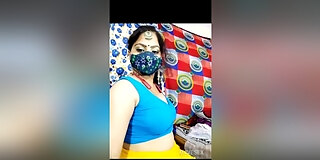 amateur,aunty,big tits,brunette,chubby,desi,hd,indian,phone,solo,webcam