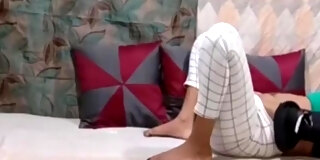 amateur,big ass,big tits,brunette,female orgasm,fingering,hd,indian,pussy,solo,webcam