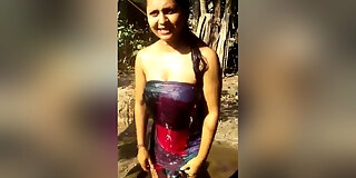 amateur,bathing,brunette,desi,exclusive,friend,indian,outdoor,phone,shower,solo