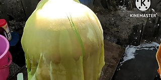 amateur,big ass,big tits,brunette,chubby,hd,hot,indian,outdoor,sexy,solo