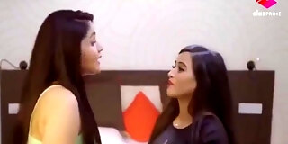 brunette,dani daniels,desi,indian,indian lesbian,kissing,pornstar,sunny leone