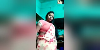 amateur,bhabhi,big ass,big tits,brunette,chubby,desi,exclusive,furry,indian,milf,phone,pussy,solo,webcam