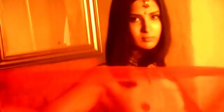 amateur,babe,brunette,dancing,erotic,hd,indian,sexy,solo