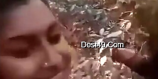 amateur,bhabhi,blowjob,brunette,desi,facial,indian,outdoor,phone